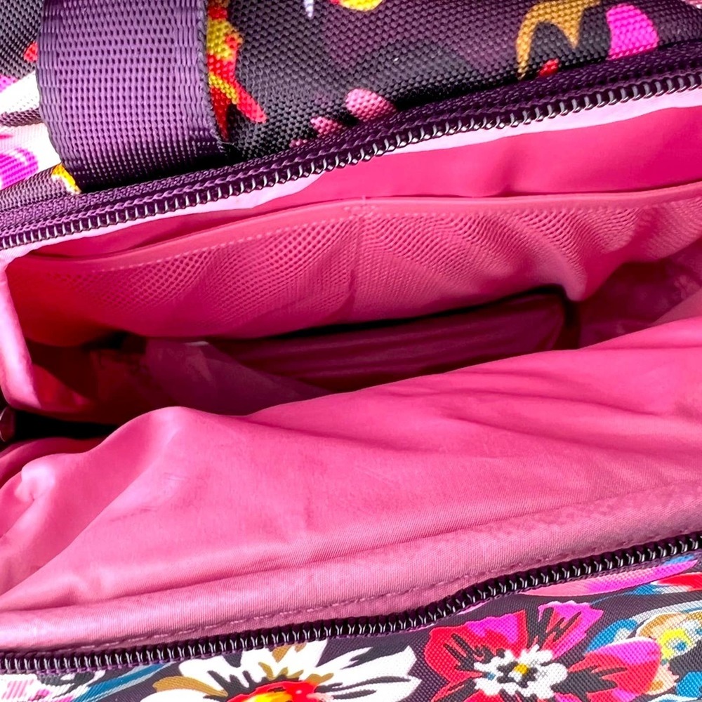 NWT Vera Bradley Lighten Up Journey Backpack - Indiana Blossoms - Picture 14 of 16